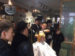 点击看大图 -MONE美发沙龙