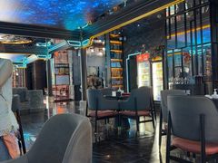 -屋有岛沉浸游戏旗舰店(中山公园店)