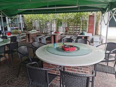 露天位-墨脱石锅椰子鸡•香草鸭•东山羊(大东海店)