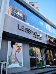 -LESSMORE科技头皮理容中心