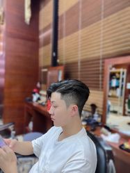 -尼特斯男士发型馆