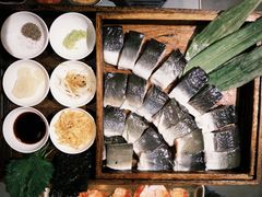 -围炉肉舍•炭烤活鳗•丹东海鲜烤肉(步行街店)