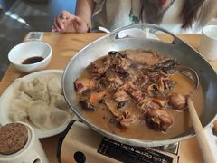 -关东小磨东北菜(上海长风大悦城店)