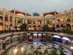 -佛罗伦萨小镇广佛名品奥特莱斯(疏港路店)