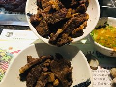 -阪尚皇·原切牛排·烤肉火锅自助(北京路店)