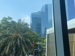 -大中华希尔顿酒店-念自助餐·嗨啤·小龙虾