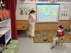 -瑞思少儿中心·少儿英语素养启蒙(勒泰直营校区)