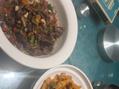 -呷湘厨·鱼汤捞饭·剁椒鱼头·辣椒炒肉(国家会展中心店)