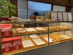 面包甜点陈列柜-君之狮子山·轻糖烘焙(松江印象城店)