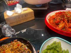 -川流不息·地道川菜·小龙虾(新松江路店)