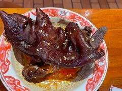 -爆炸头阿姨小四川正宗川味小吃(无任何分店)