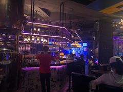 -爱啤精酿·民谣酒馆(滨江店)