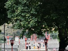 -烈士陵园(地铁站)