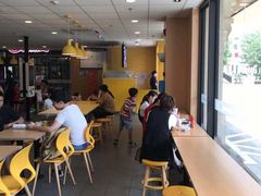 用餐区-麦当劳(大亚湾龙光城店)