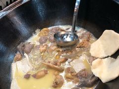 -三里屯土灶炖公鸡地锅鸡(江东店)