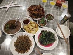 -龙翔小猪脚(龙头街店)