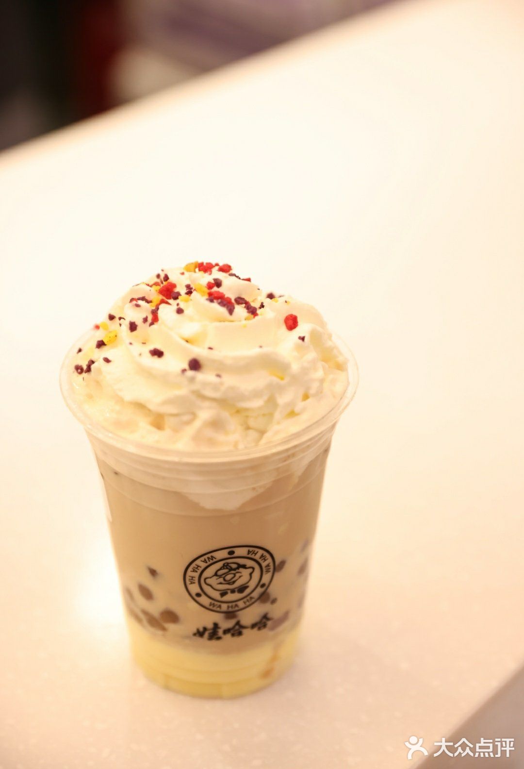 小时候的快乐又回来啦[糖果]来杯娃哈哈奶茶超快乐