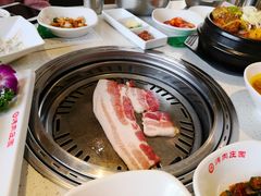 -韩香福烤肉庄园(荣成店)