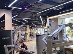 -威克健身游泳(万菱汇店)