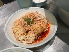 -姚姚酸菜鱼·金戈戈香港豉油鸡(喜荟城联名店)