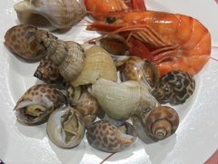 -四海一家自助餐(益田假日广场店)