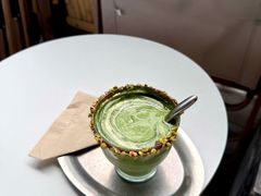 -luutosa  cafe & tea 鹿兔山