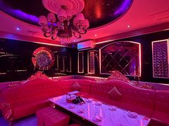 -路边边.炒菜烧烤.音乐餐厅(良乡长虹店)