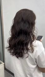 -妃格美发沙龙·烫发·染发