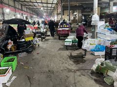 -鑫朱雀农贸批发市场