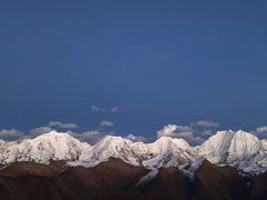 -贡嘎雪山