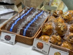 -小飞象面包公社(珠江路金鹰店)