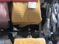 -优衣库(南京建邺万达广场店)