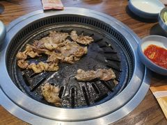 -明洞阿姨·韩式酱蟹烤肉·创意料理(三元桥店)