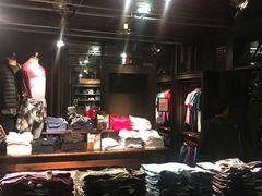 -Hollister(希慎广场店)