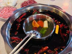 -九尺赵老四鲜鹅肠火锅