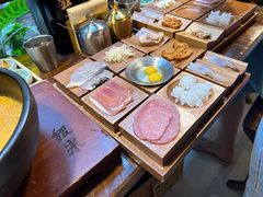 -银米·云南传统过桥米线(双廊黑金冠店)