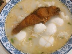 -面婆婆东台鱼汤面(湛江路店)