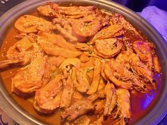 -徐记小怪兽肉蟹煲店(哈西万达金街店)
