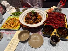 -肥肥虾庄·金牌油焖大虾(杨园滨江时代walk店)