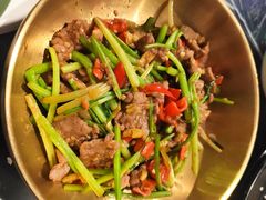 金碗黄牛肉-红钳侠小龙虾·烧烤(中赢康康谷店)