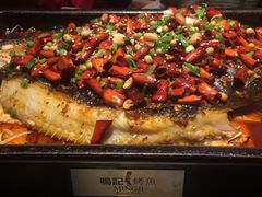 -鸣记脆皮烤鱼(铁西店)
