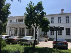 -南京双门楼宾馆(盐仓桥地铁站阅江楼店)