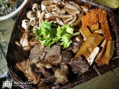 招牌筲箕卤菜-灶东家民间菜(回兴店)