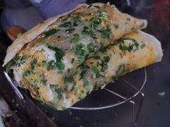 -正宗杂粮煎饼香软鸡蛋饼