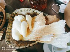 -有红鸡毛店·川菜(建设路店)