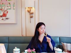 -The Diamond Jubilee Tea Salon at Fortnum & Mason