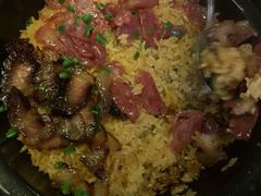 正宗广东腊肉煲仔饭-馬蘭花開(车站大道店)