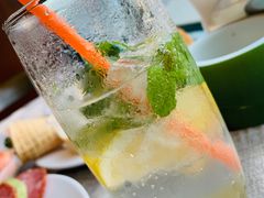 -东方红海鲜百汇(国际大厦店)