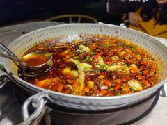 -冰冰龙虾·江湖菜·花园江景餐厅