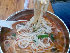 -巍山火巴肉饵丝(大理古城店)